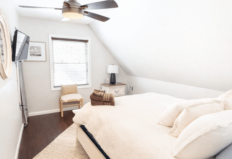 0C87E44E-F78B-44FA-9B74-89D18086BAC9