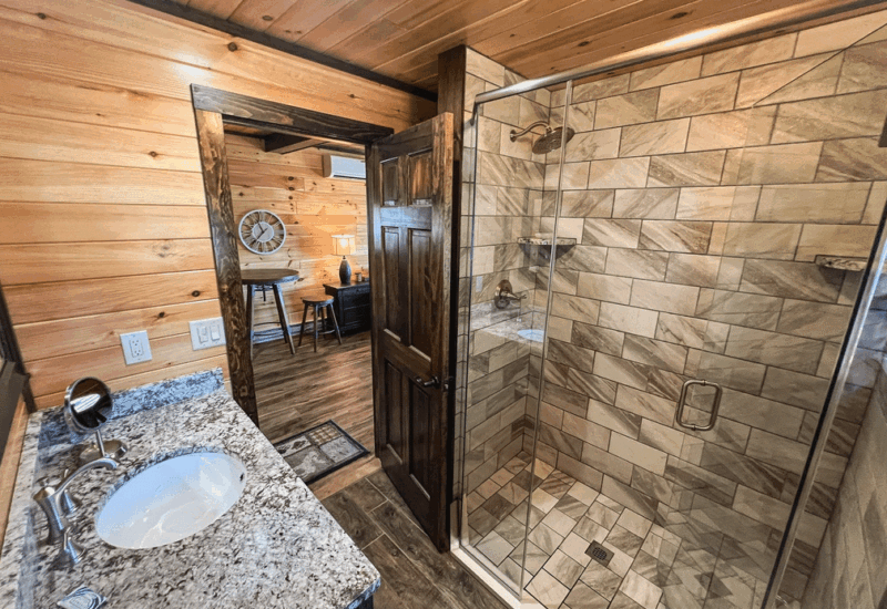 Lakeview Suite - Bottom Unit 2024-7