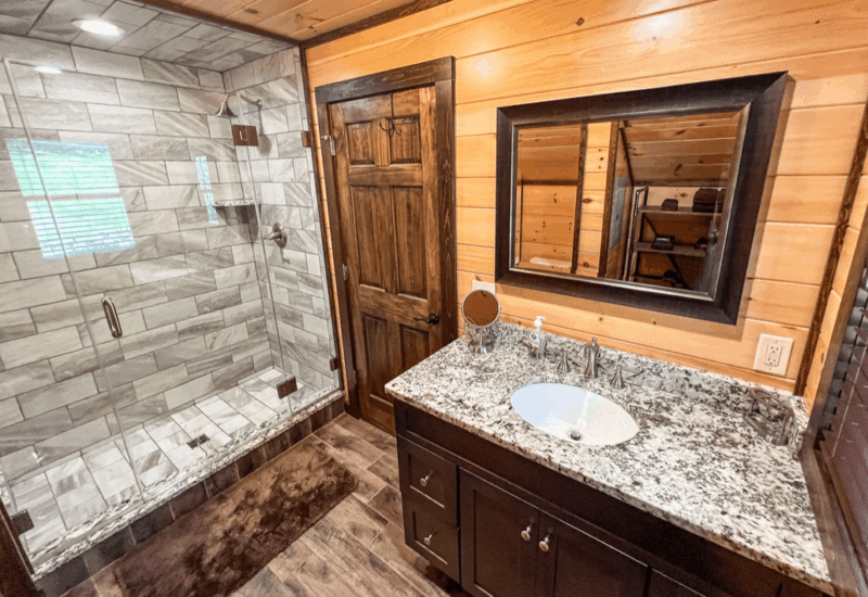 Lakeview Suite - Top Unit 2