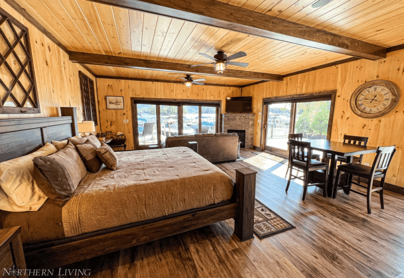waterfront lookout 24-6
