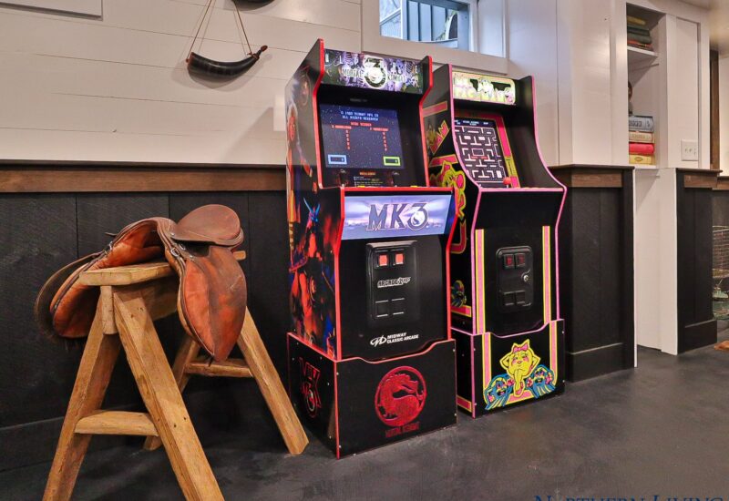 1849LoftGameRoom-04