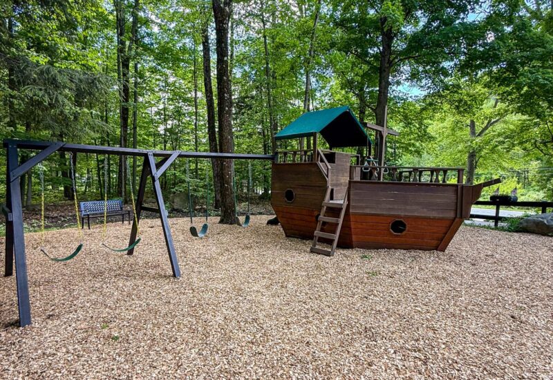 playground (2)