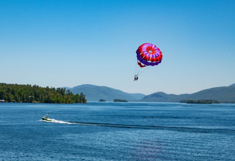 Lake,George,,Ny,,Usa,-,June,9,,2019:,Two,People