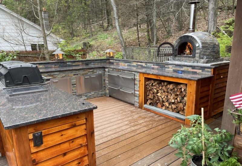 outdoor kitchen